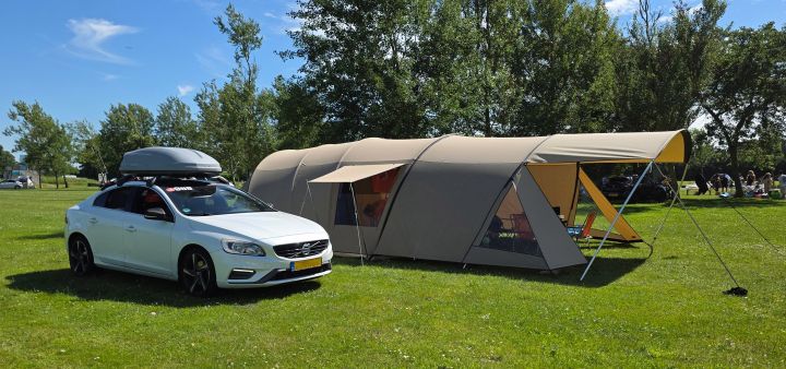 Grote familietenten vergelijken: ruimte, tentdoek, gewicht en prijs