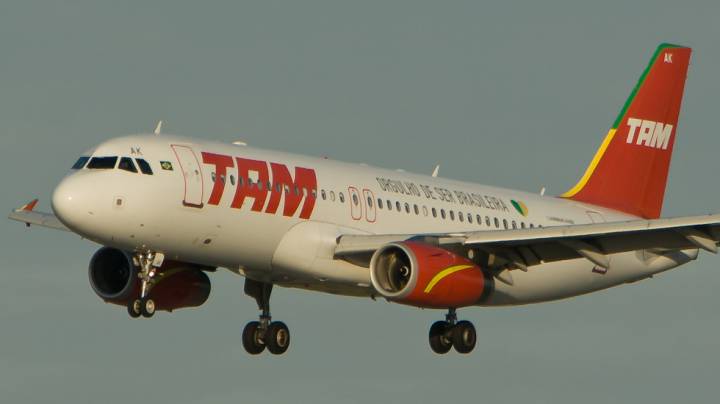 PR-MAK | TAM | Airbus A320-232